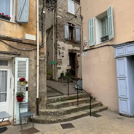 Chez Kay